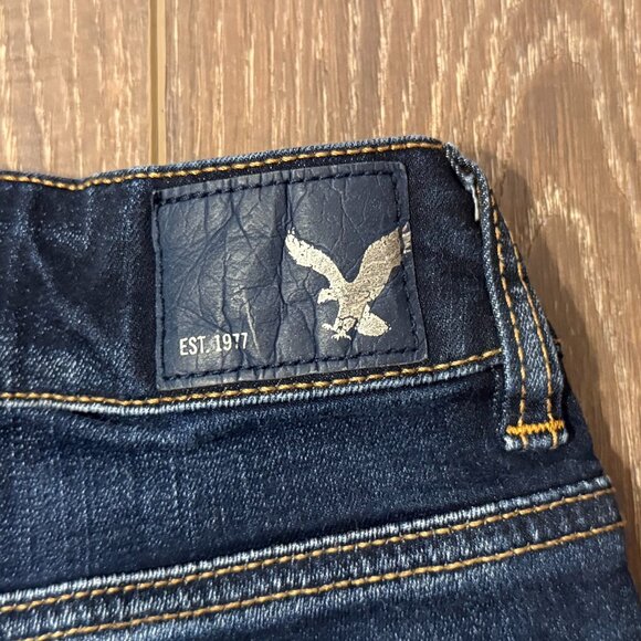 American Eagle Hi-Rise Shortie Shorts - Size 0 - Picture 7 of 13